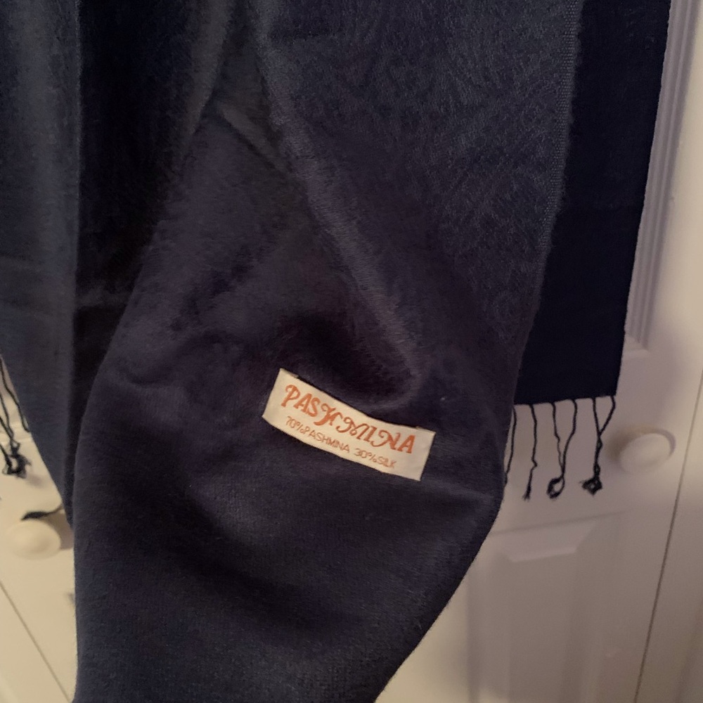 Pashmina scarf